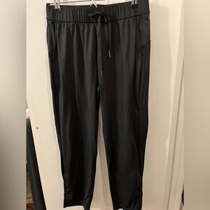 AJISAI Petite Women's 7/8 Stretch Pants with Pockets in Small Petite